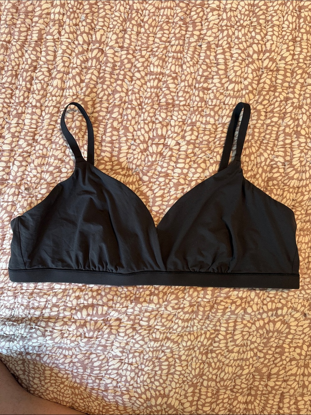 NWOT SKIMS Fits Everybody Crossover Bralette in Black